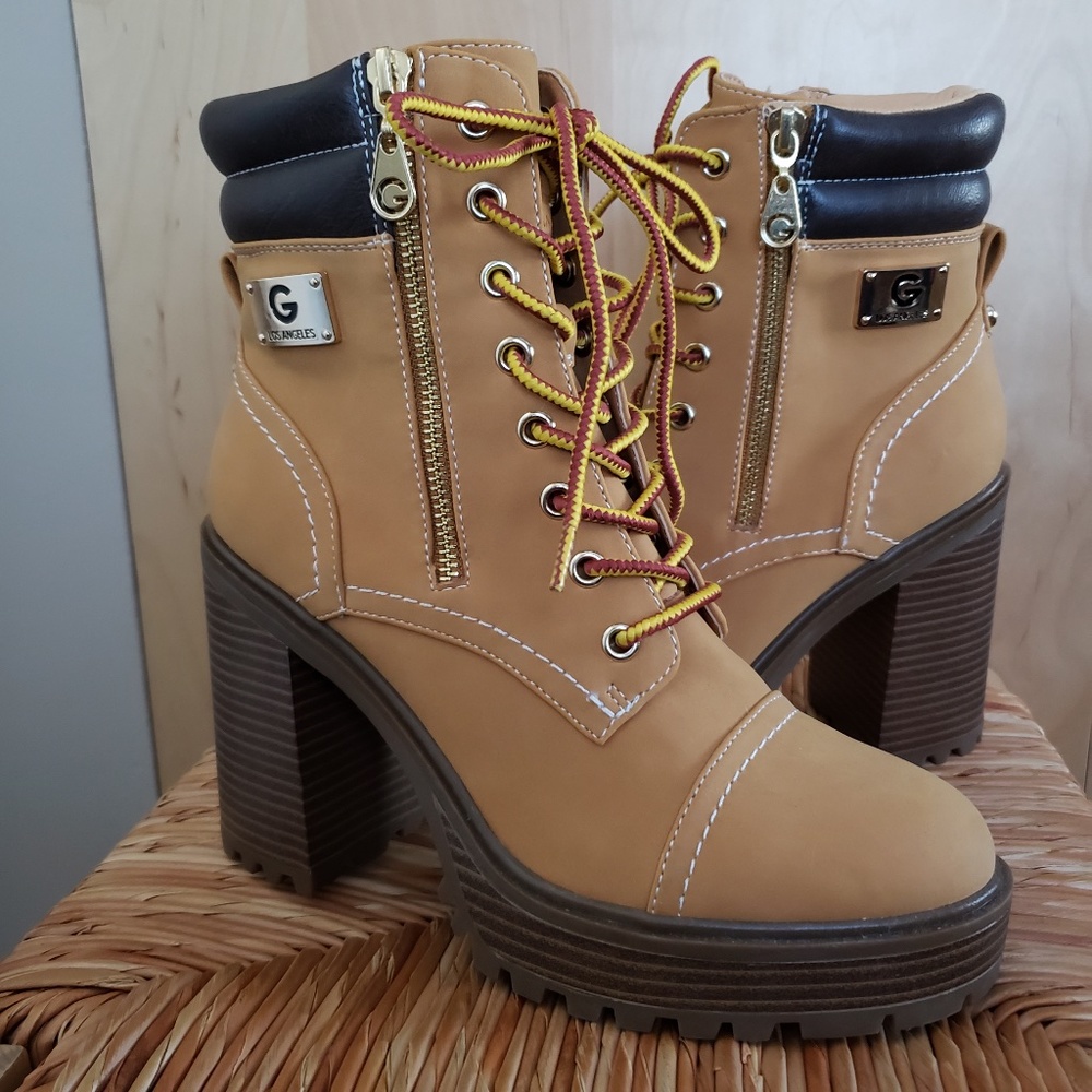 GUESS Women's Boots Size 7.5 NEW!